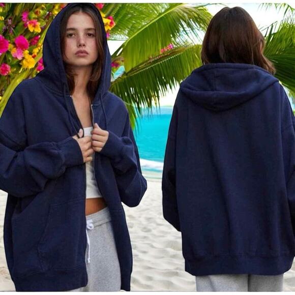 Hill House NWT Teddy Zip Up Hoodie Sweatshirt Jacket Navy Blue Size Medium - Picture 2 of 7